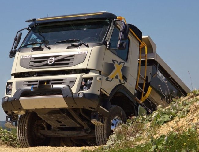 کامیون ولوو fmx460 ، قوی‌ترین کامیون کمپرسی ایران + قیمت1404